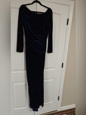Badgley Mischka Navy velvet dress